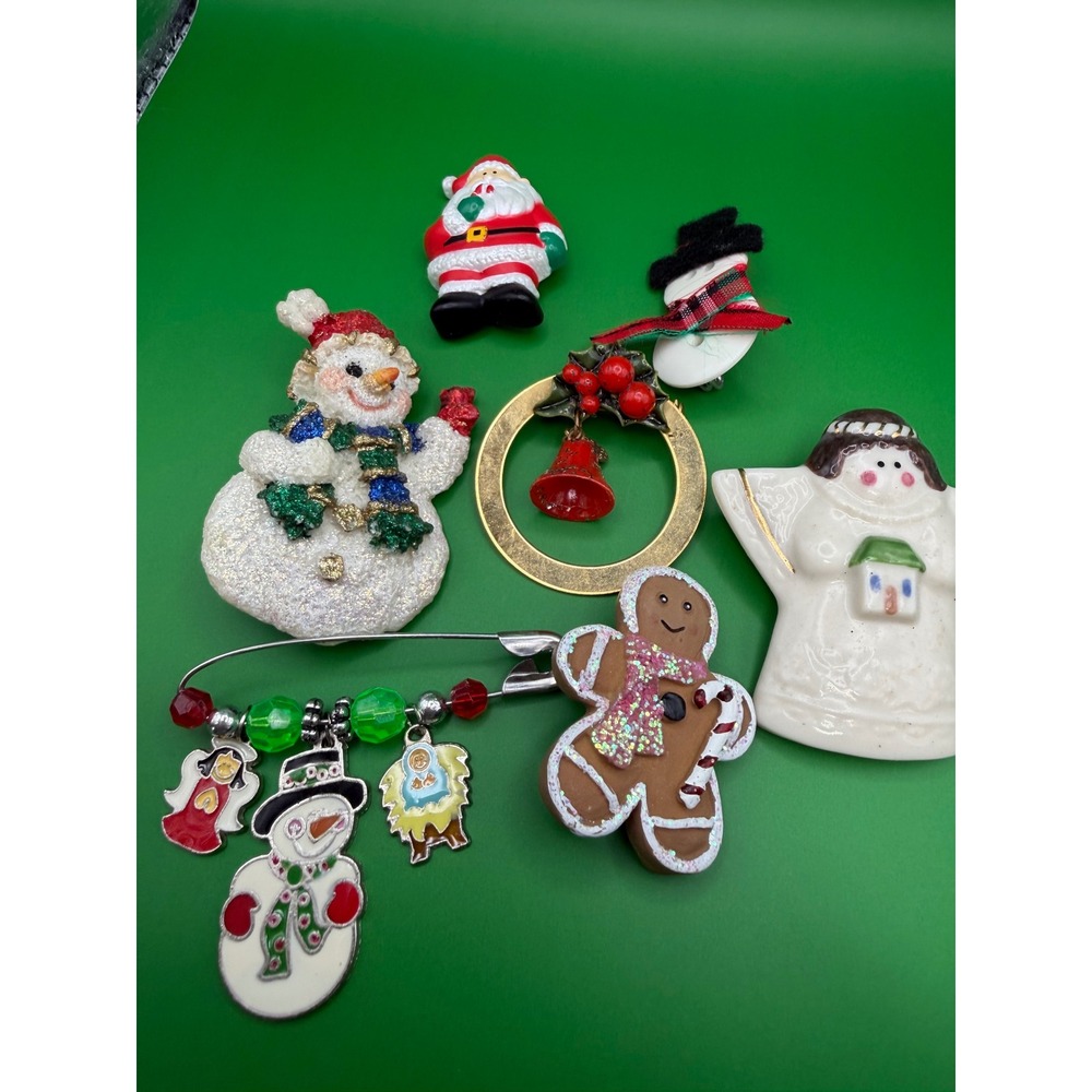 Set of‎ 7 Different Pins Christmas Santa Gingerbread Man Angel Snowman Wreath